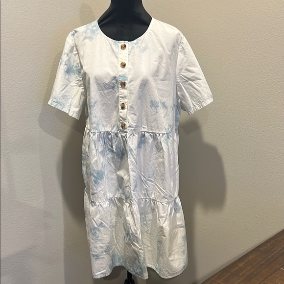 Madewell Dresses & Skirts - Madewell White and Blue Button-Front Dress